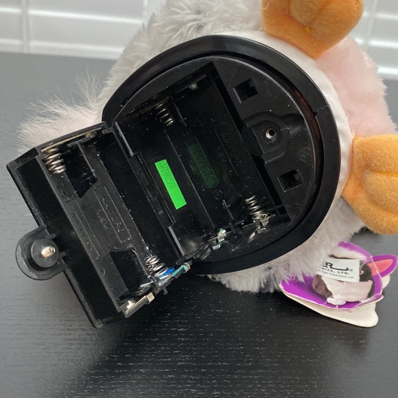 Furby - WORKING CONDITION - Picture 9 of 9